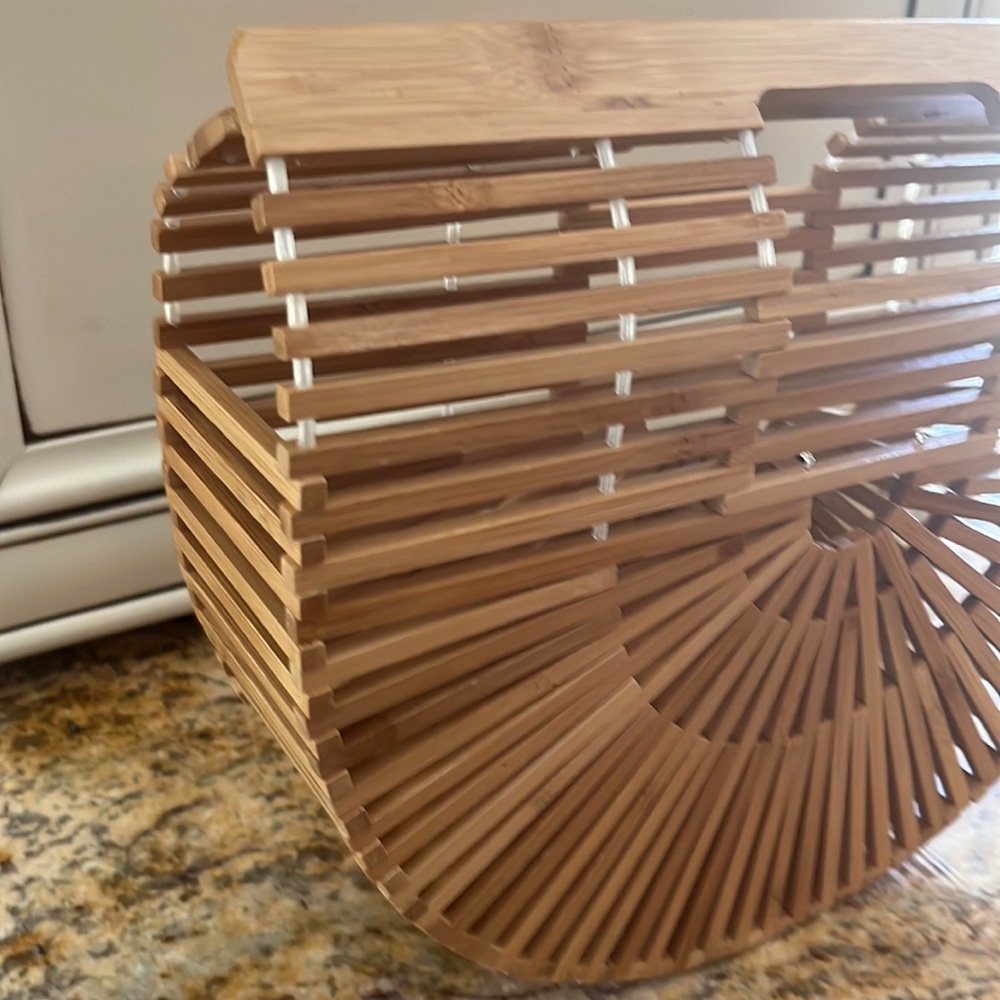 Bamboo handbag - Picture 2 of 4
